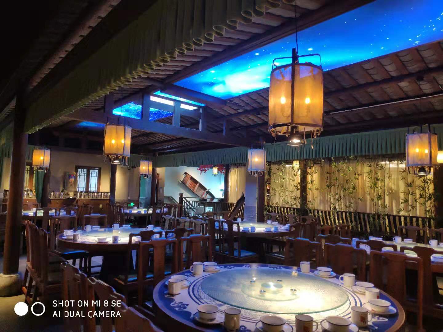 餐厅用什么灯好 餐厅用什么灯好